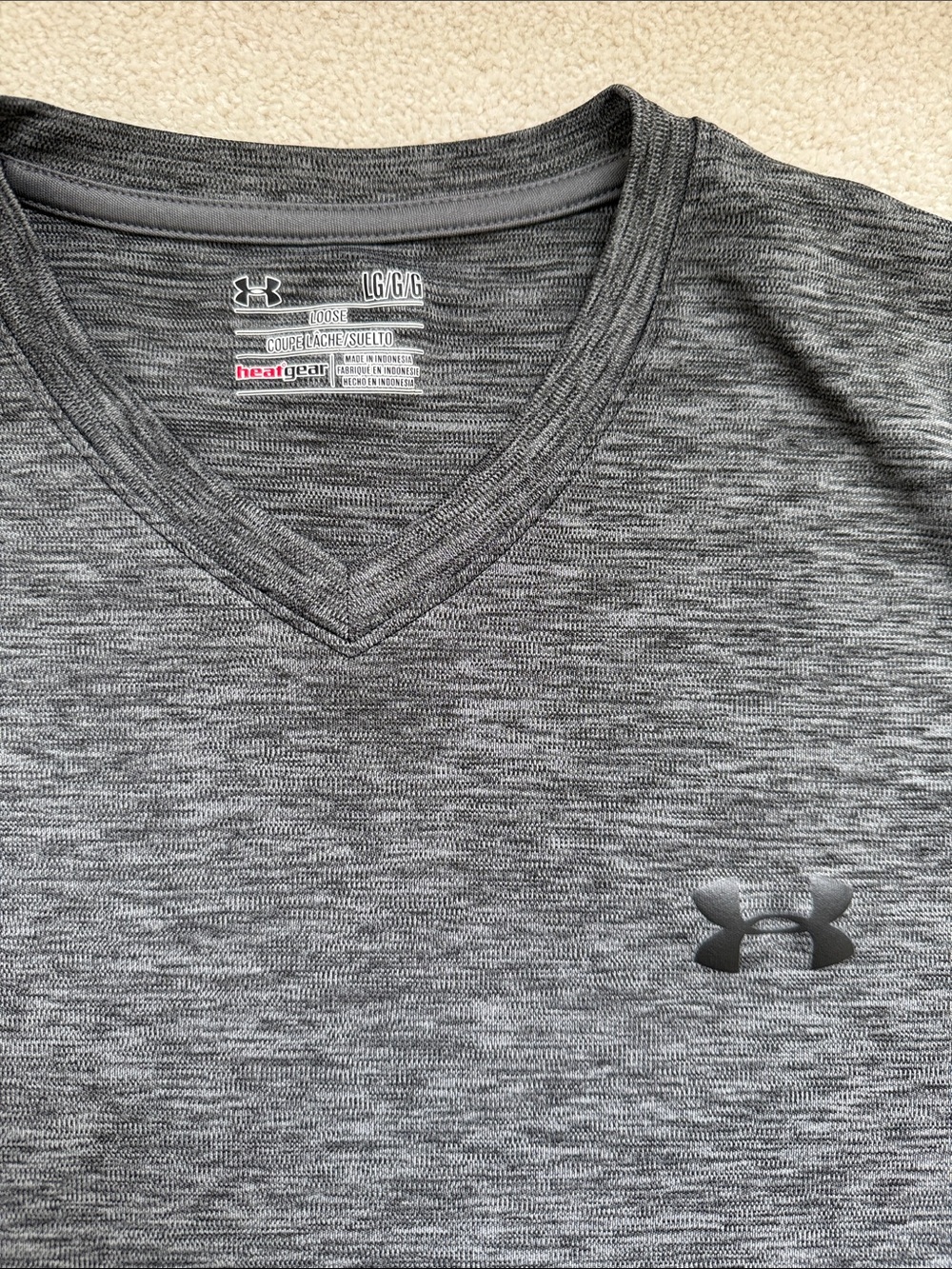 Under Armour Men's Breathable V-Neck Tees - Charcoal & Heather Blue - Picture 4 of 5